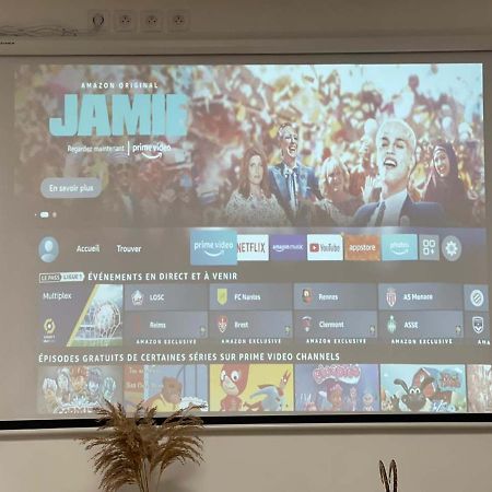 Ng Suitehome - Lille I Roubaix I Gare I Metro Alsace - Grand T2 - Balneo - Netflix - Wifi - Cuisine Екстер'єр фото